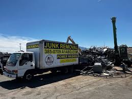 Best Garage Cleanout  in Beechwood, MS